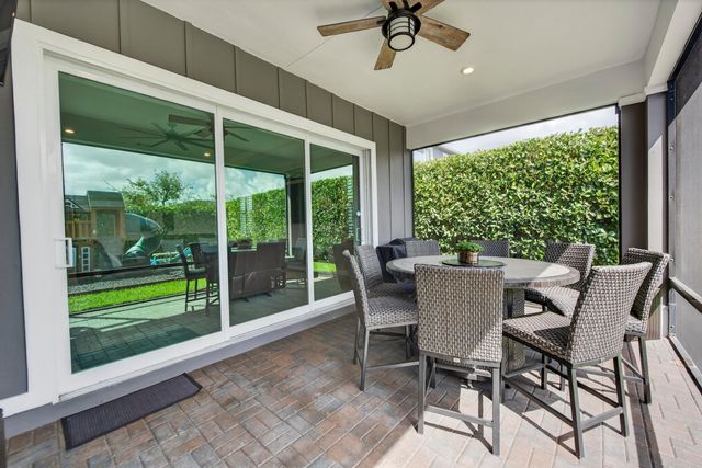 19387 Broad Shore Walk, Loxahatchee, FL 33470