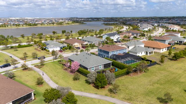 19387 Broad Shore Walk, Loxahatchee, FL 33470