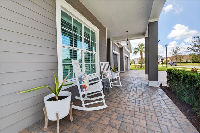 19387 Broad Shore Walk, Loxahatchee, FL 33470