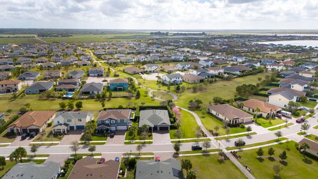 19387 Broad Shore Walk, Loxahatchee, FL 33470