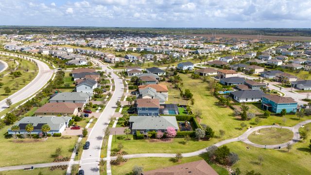 19387 Broad Shore Walk, Loxahatchee, FL 33470