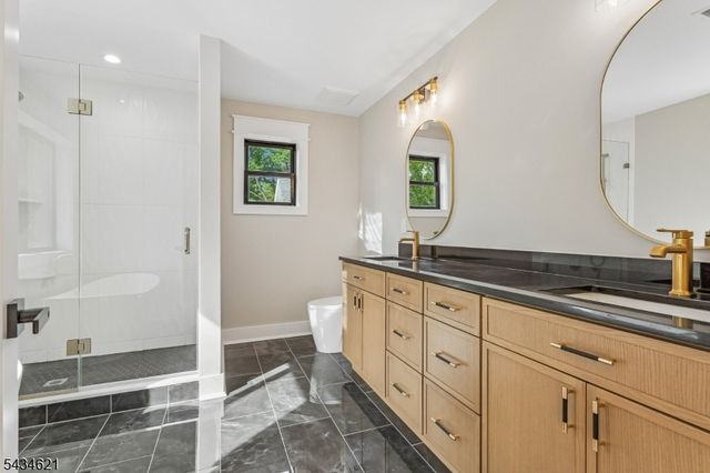 122 Stanmore Pl, Westfield Town, NJ 07090