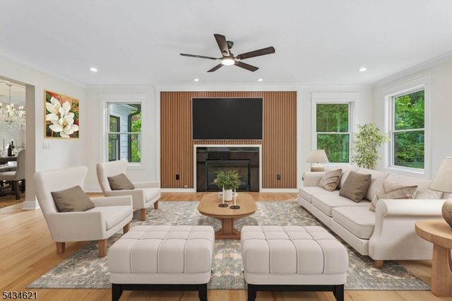 122 Stanmore Pl, Westfield Town, NJ 07090