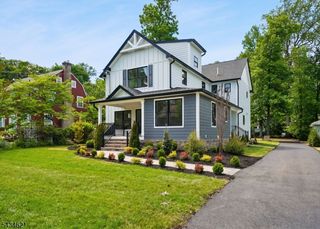 122 Stanmore Pl, Westfield Town, NJ 07090