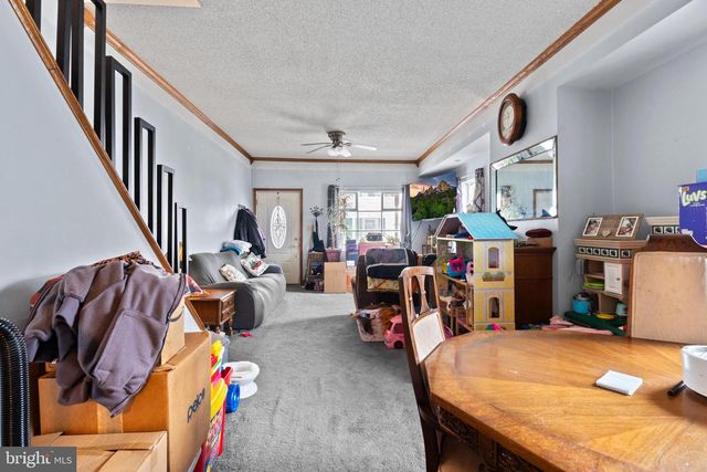 817 GRANT ST, Pottsville, PA 17901