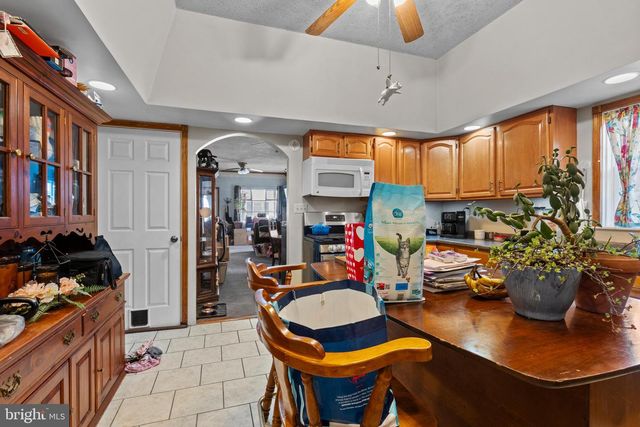 817 GRANT ST, Pottsville, PA 17901