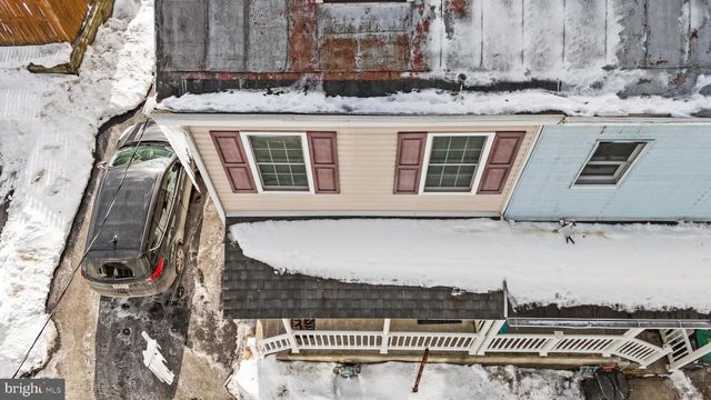 817 GRANT ST, Pottsville, PA 17901