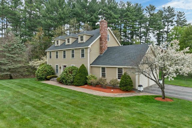 19 Poliquin Drive, Nashua, NH 03062