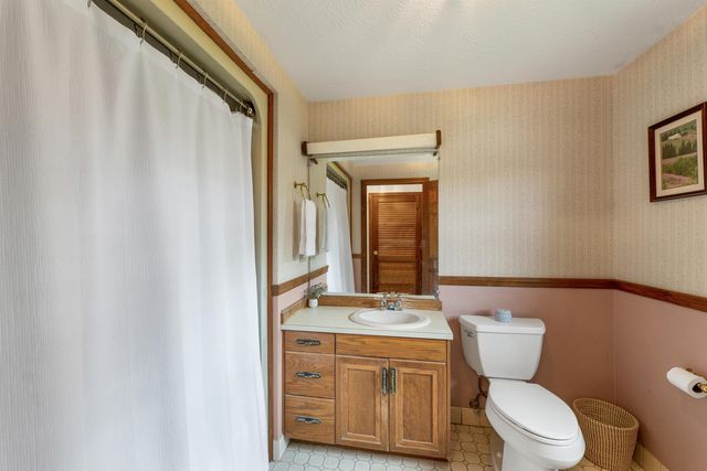 19 Poliquin Drive, Nashua, NH 03062