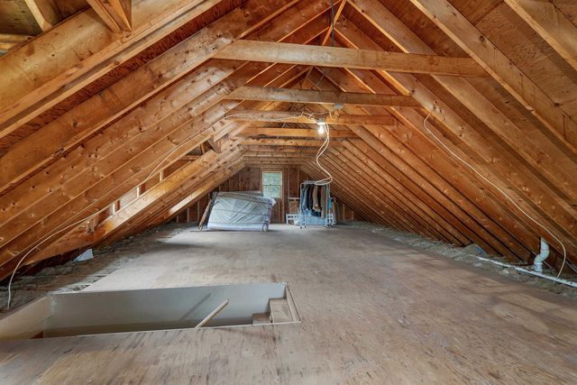 19 Poliquin Drive, Nashua, NH 03062