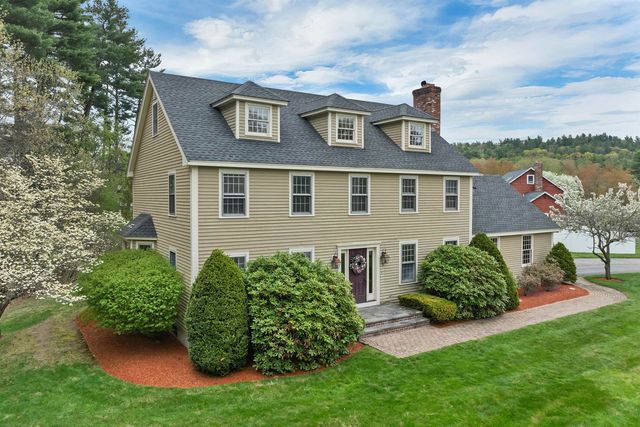 19 Poliquin Drive, Nashua, NH 03062