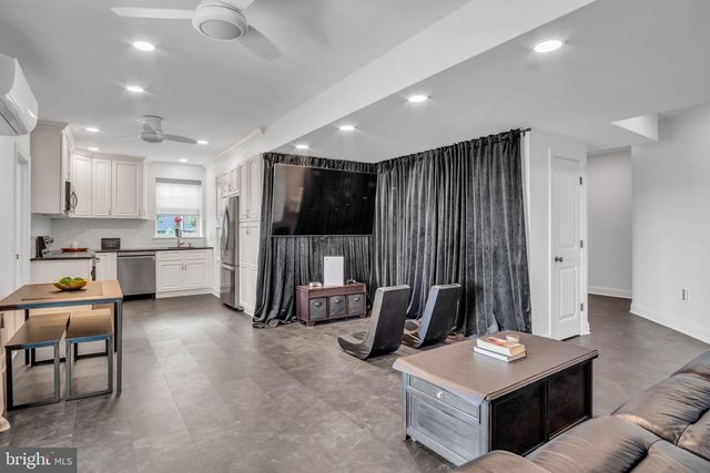 211 IRON WORKS WAY, Boiling Springs, PA 17007