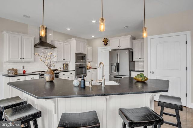 211 IRON WORKS WAY, Boiling Springs, PA 17007