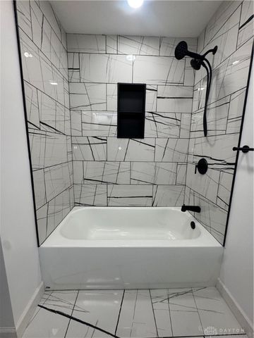 6750 Shadowbrook Drive, Dayton, OH 45426