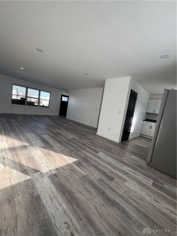 6750 Shadowbrook Drive, Dayton, OH 45426