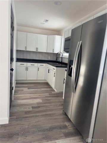 6750 Shadowbrook Drive, Dayton, OH 45426