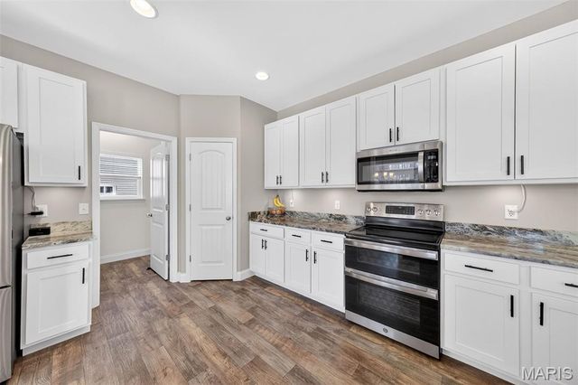 299 Auburn Ridge Drive, Troy, MO 63379