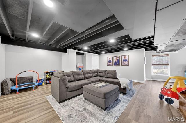 299 Auburn Ridge Drive, Troy, MO 63379