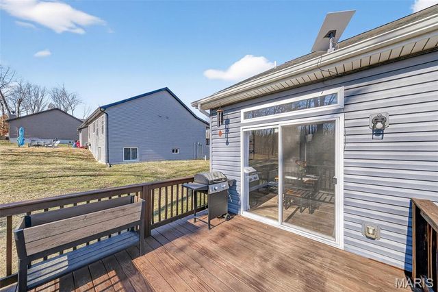 299 Auburn Ridge Drive, Troy, MO 63379