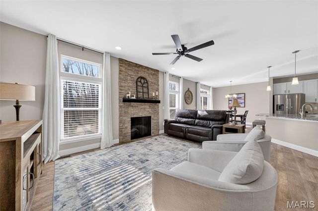 299 Auburn Ridge Drive, Troy, MO 63379