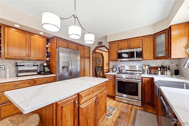 124 Kingsview Court, Amherst, NY 14221