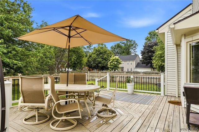 124 Kingsview Court, Amherst, NY 14221