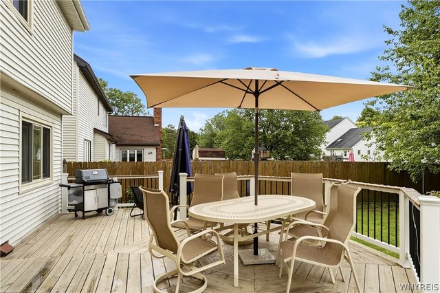 124 Kingsview Court, Amherst, NY 14221