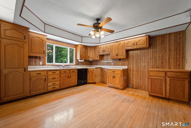 152 Ramstein Road, New Hartford, CT 06057
