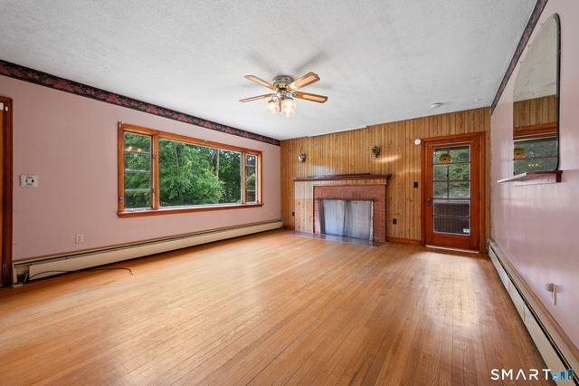152 Ramstein Road, New Hartford, CT 06057