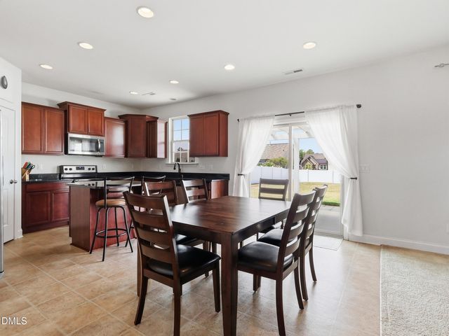 2428 Cedar Rock Drive, Wake Forest, NC 27587