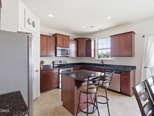 2428 Cedar Rock Drive, Wake Forest, NC 27587