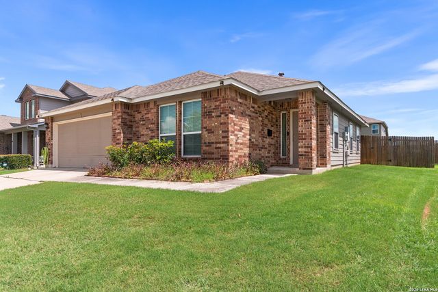 1509 REDBRIDGE DR, Seguin, TX 78155