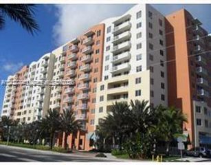 18800 NE 29th Ave PH23, Aventura, FL 33180