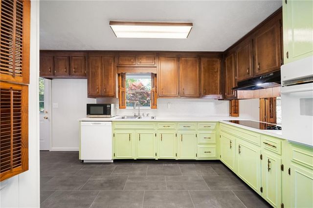 2800 Idlewood Drive, Marietta, GA 30062