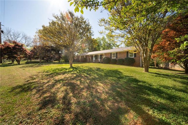 2800 Idlewood Drive, Marietta, GA 30062