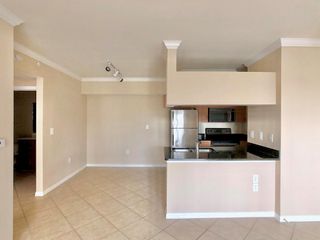 6466 Emerald Dunes Drive 203, West Palm Beach, FL 33411