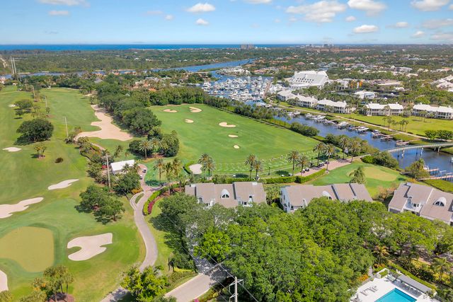 310 Spyglass Way, Jupiter, FL 33477