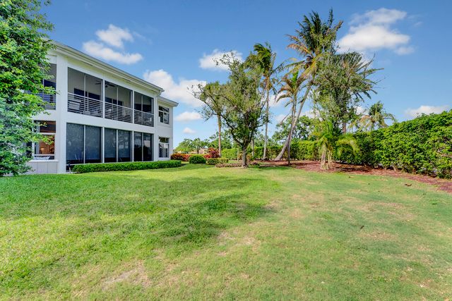 310 Spyglass Way, Jupiter, FL 33477