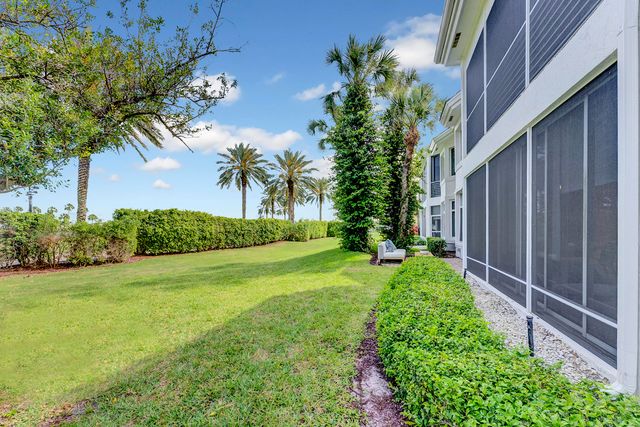 310 Spyglass Way, Jupiter, FL 33477