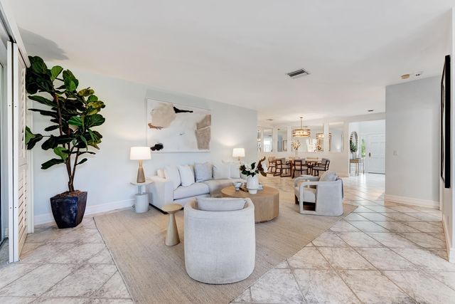 310 Spyglass Way, Jupiter, FL 33477