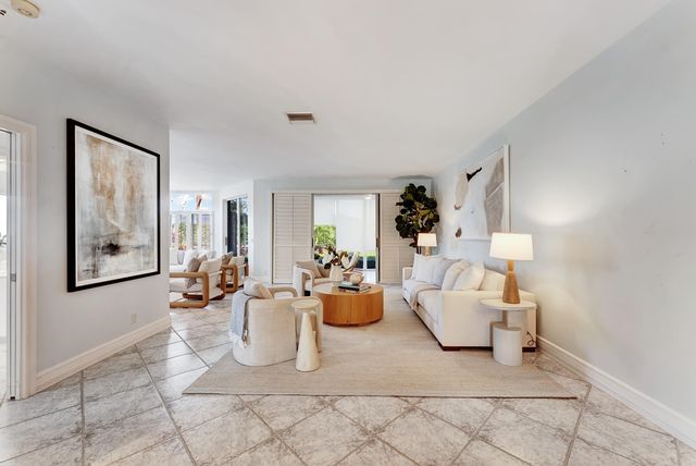310 Spyglass Way, Jupiter, FL 33477