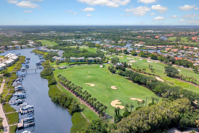 310 Spyglass Way, Jupiter, FL 33477