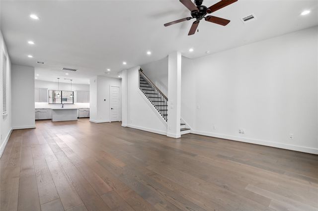 4231 Allen Street, Houston, TX 77007