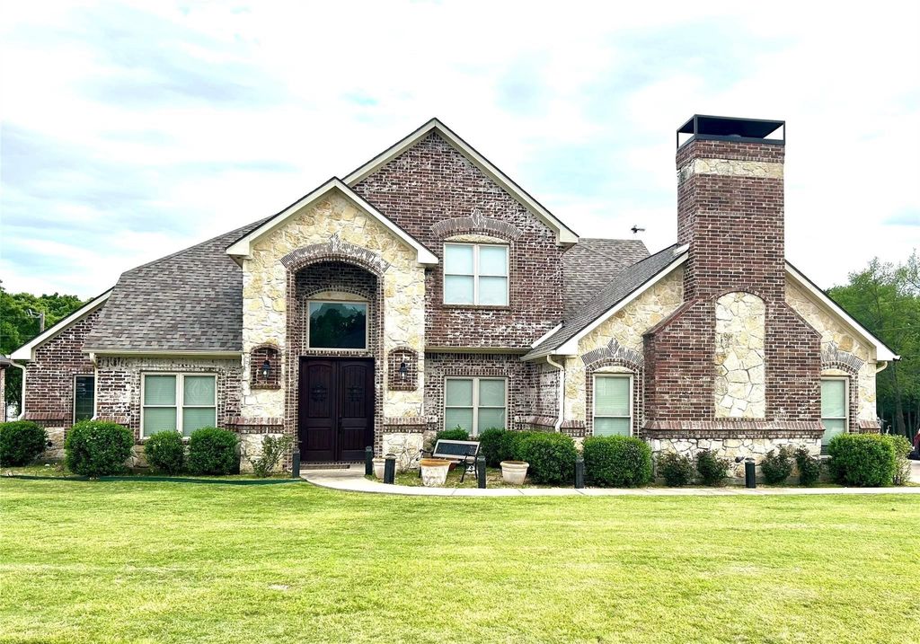 2663 Rodeo Drive, Quinlan, TX 75474