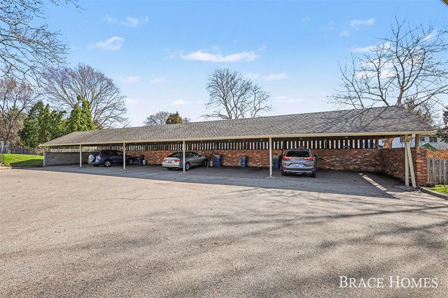 2466 Cranden Drive 246, Grand Rapids, MI 49506