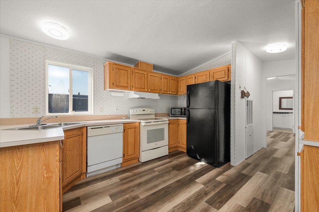 21725 E Wellesley Ave, Otis Orchards, WA 99027 photo 17