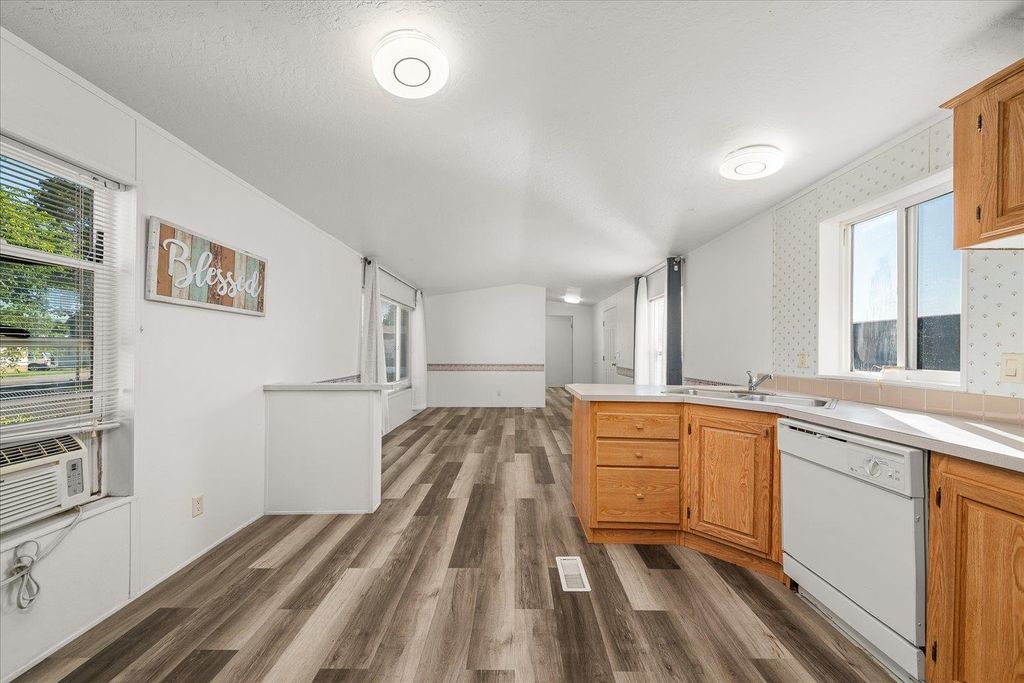 21725 E Wellesley Ave, Otis Orchards, WA 99027 photo 21