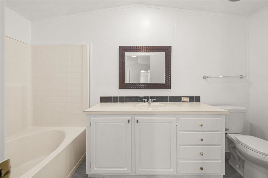 21725 E Wellesley Ave, Otis Orchards, WA 99027 photo 25