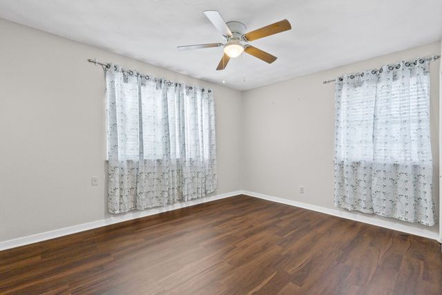 5213 Hilltop Drive, Greenville, TX 75402