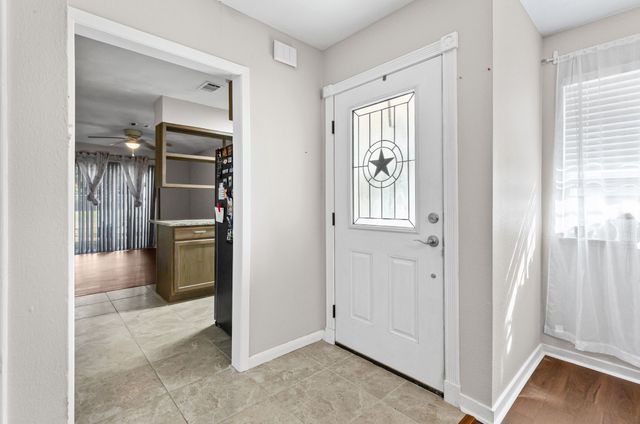 5213 Hilltop Drive, Greenville, TX 75402
